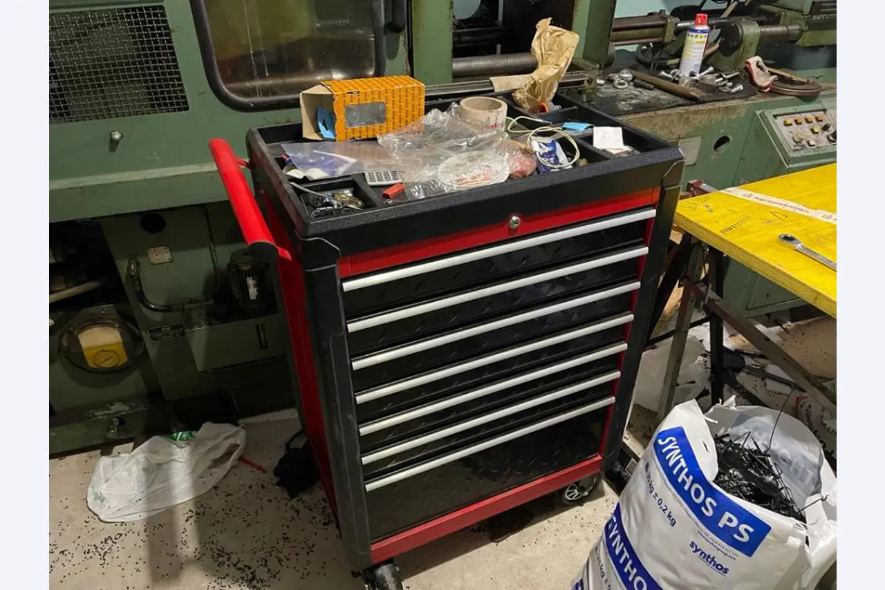 Máquinas de inyección de plástico-3